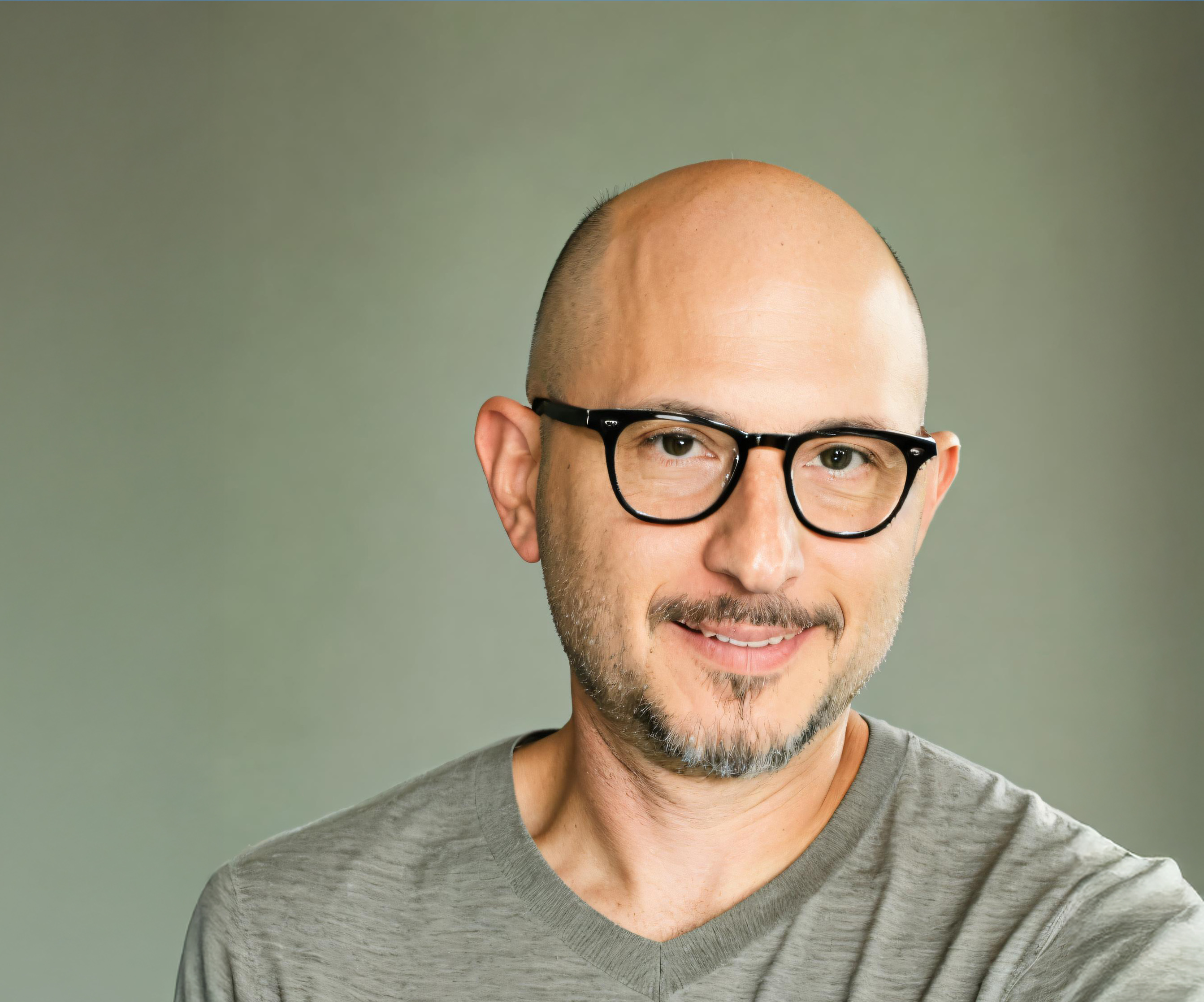 Yannis Giovanos introducing the marketing consulting service